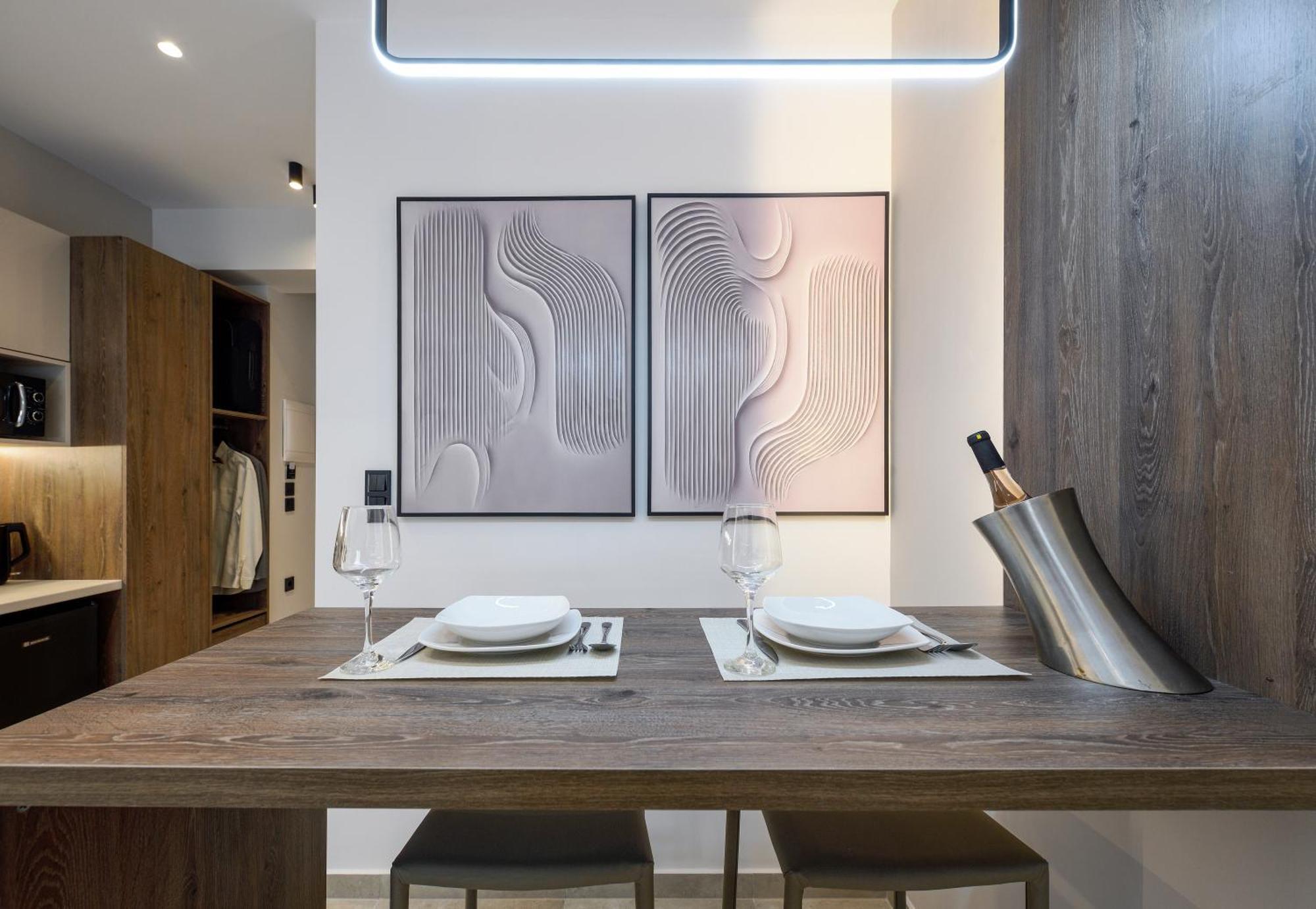 סלוניקי Loena Luxury Suites מראה חיצוני תמונה
